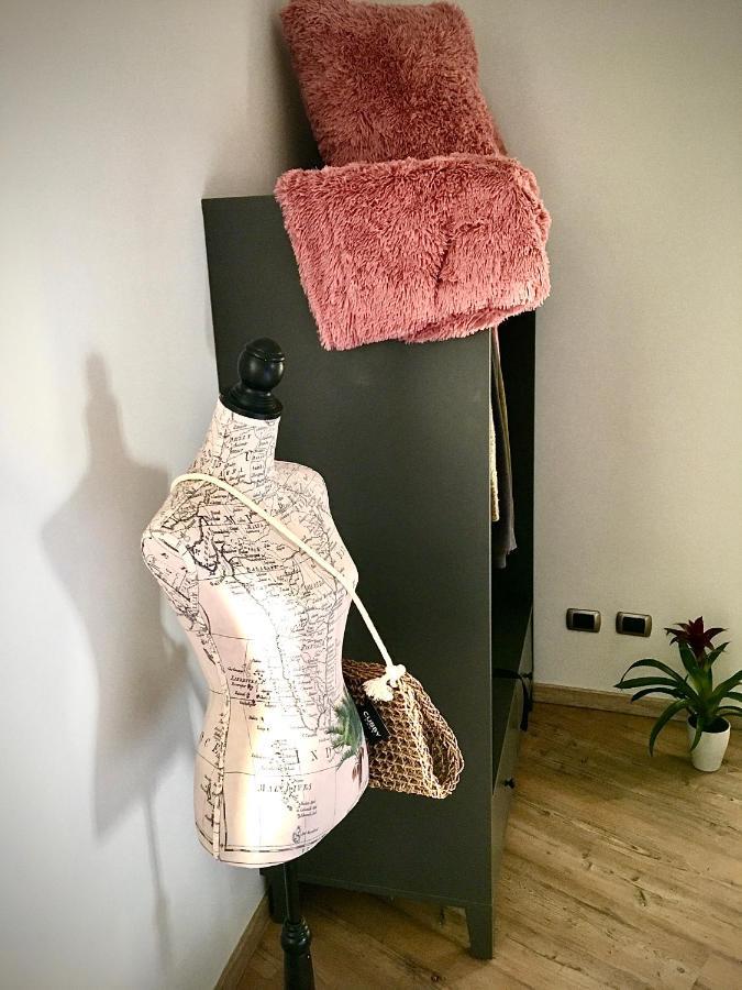 Goose House Luxury Holiday Home Сутри Экстерьер фото