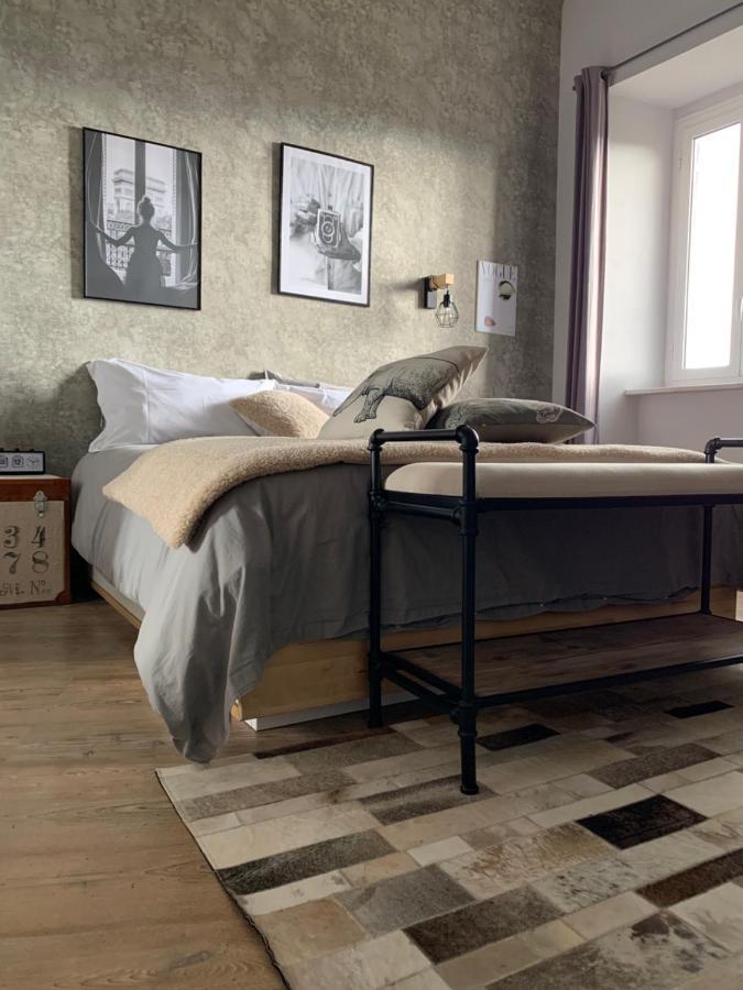 Goose House Luxury Holiday Home Сутри Экстерьер фото